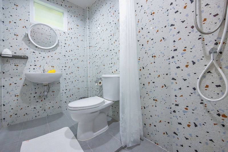 Karon Hotel at 22, Karon, Thailand