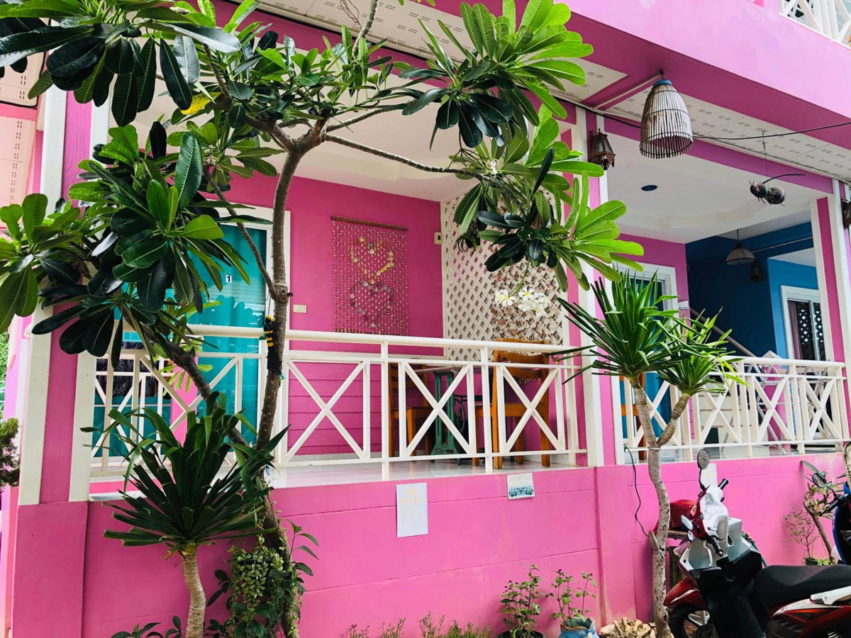 Hotel · HappyLove1, Ko Larn