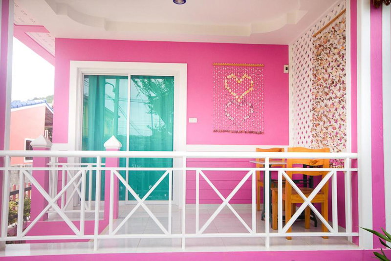 HappyLove1, Ko Larn, Thailand
