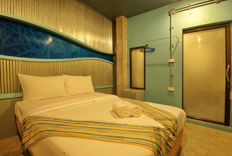 Seabox Khaolak Hostel, Khao Lak, Thailand
