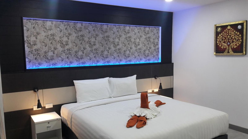 Heaven Apartments, Patong Beach, Thailand