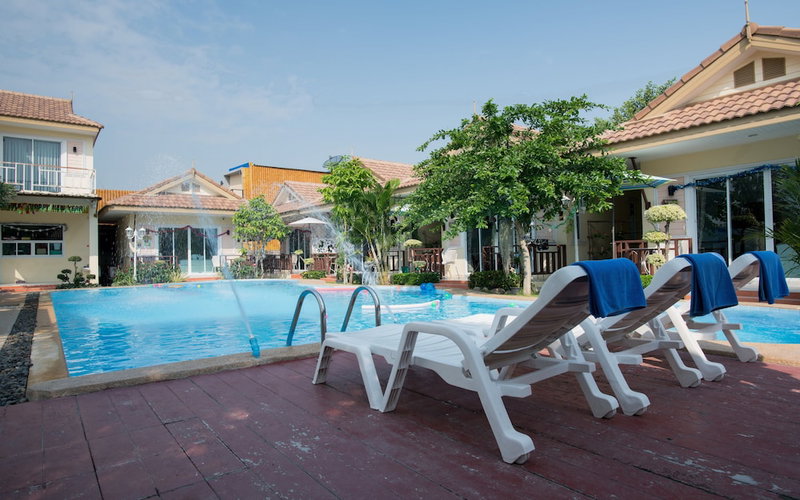 Charm Resort Cha-am, Cha-am, Thailand
