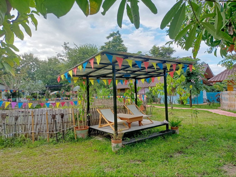 อยู่ดินกินดีฟาร์มสเตย์, Mae Rim, Thailand
