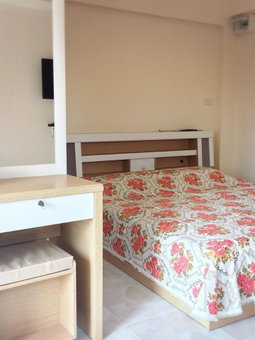 Wattanakham Serviced Apartment, Sawankhalok, Thailand