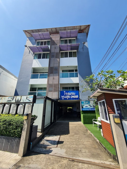Poonsuk Place Hotel, Bangkok, Thailand