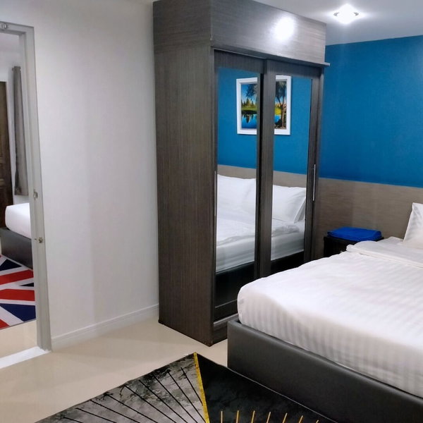 Poonsuk Place Hotel, Bangkok, Thailand