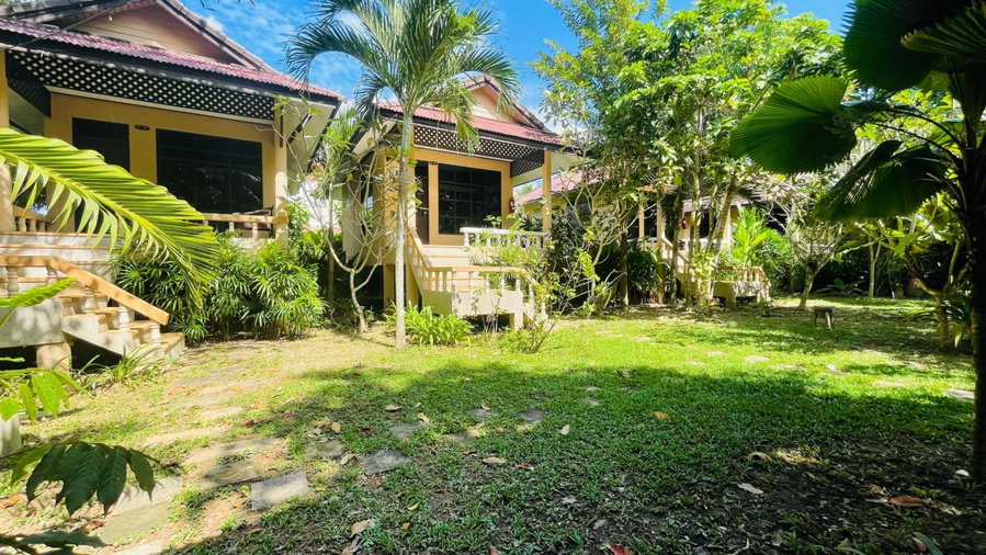 Clean Beach Resort, Ko Lanta, Thailand