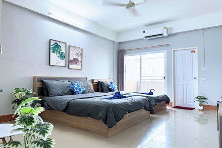 Grand Sansook Omnoi, Krathum Baen, Thailand