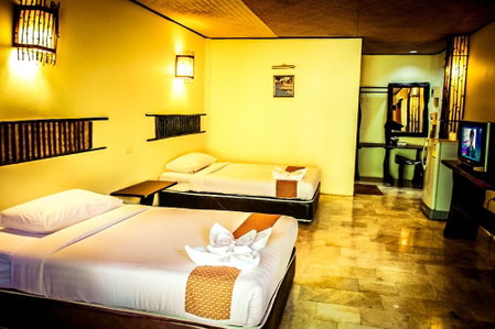 The Hub Erawan Resort, Si Sawat, Thailand