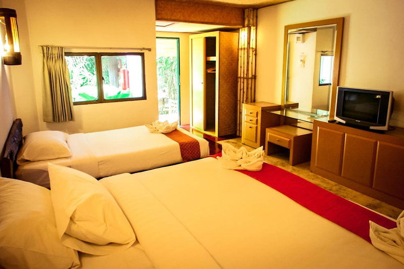 The Hub Erawan Resort, Si Sawat, Thailand