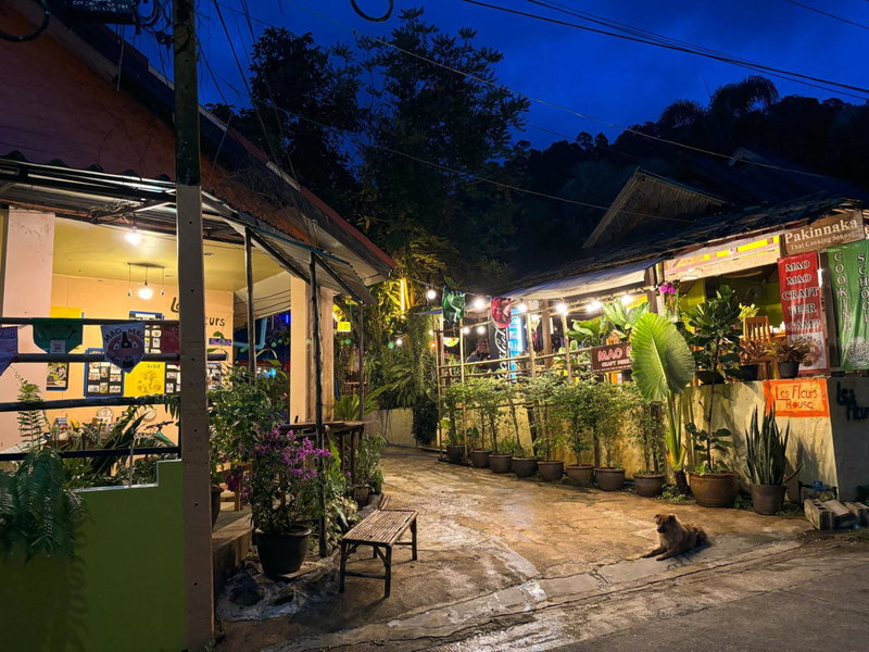 Les Fleurs House, Khao Lak, Thailand