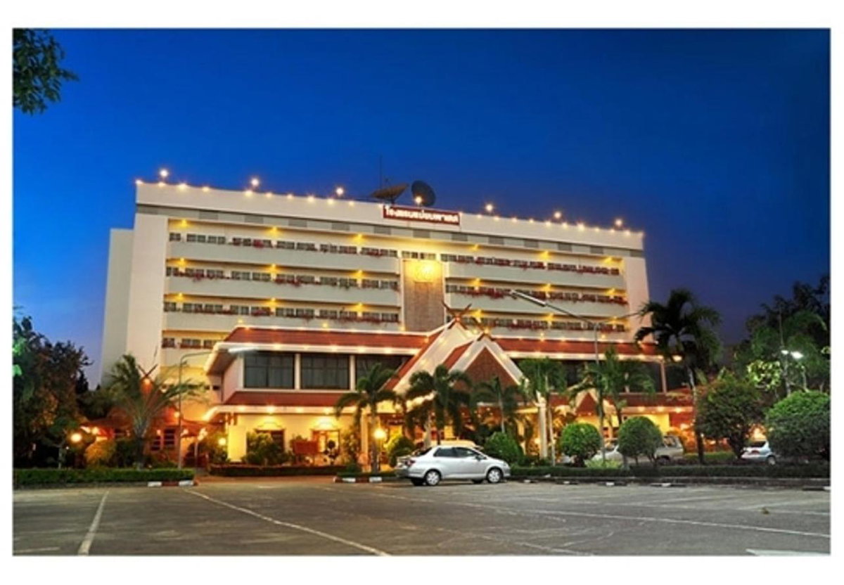 Hotel · Maeyom Palace Hotel, Phrae