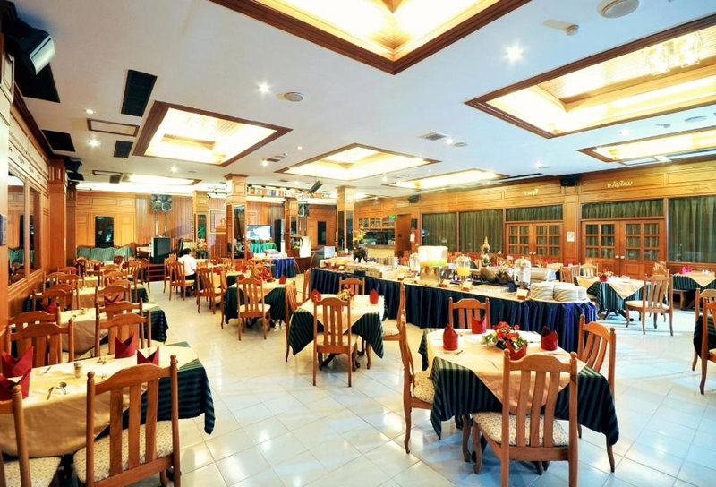 Maeyom Palace Hotel, Phrae, Thailand