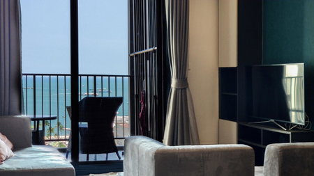Many Holiday The Base Condo, Pattaya Central, Thailand