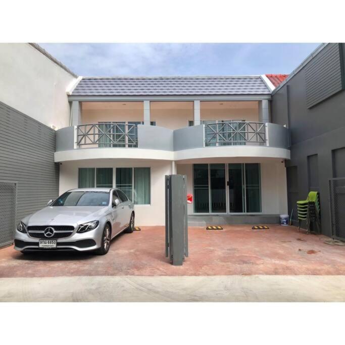 Hotel · Cha-am Beach Vacation Home, Cha Am