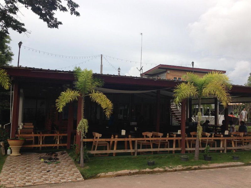 Check In and Chill Out, Ban Laem Sok, Thailand