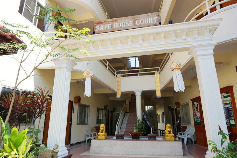 Safe House Court, Chiang Mai, Thailand