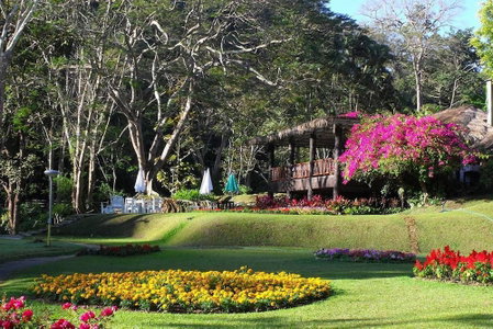 Mae-Sa Valley Farm Stay Resort, Mae Rim, Thailand