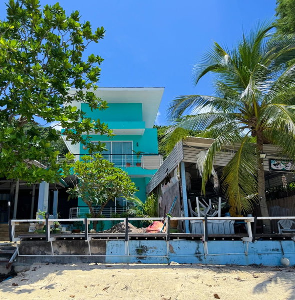Sea Dreamer Beachfront Apartments, Phuket Town, Thailand