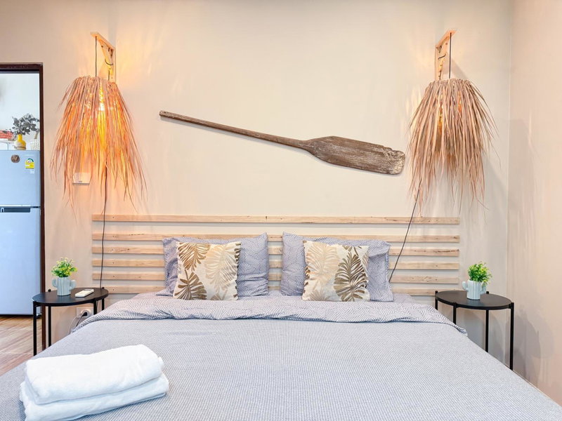 Sea Dreamer Beachfront Apartments, Phuket Town, Thailand