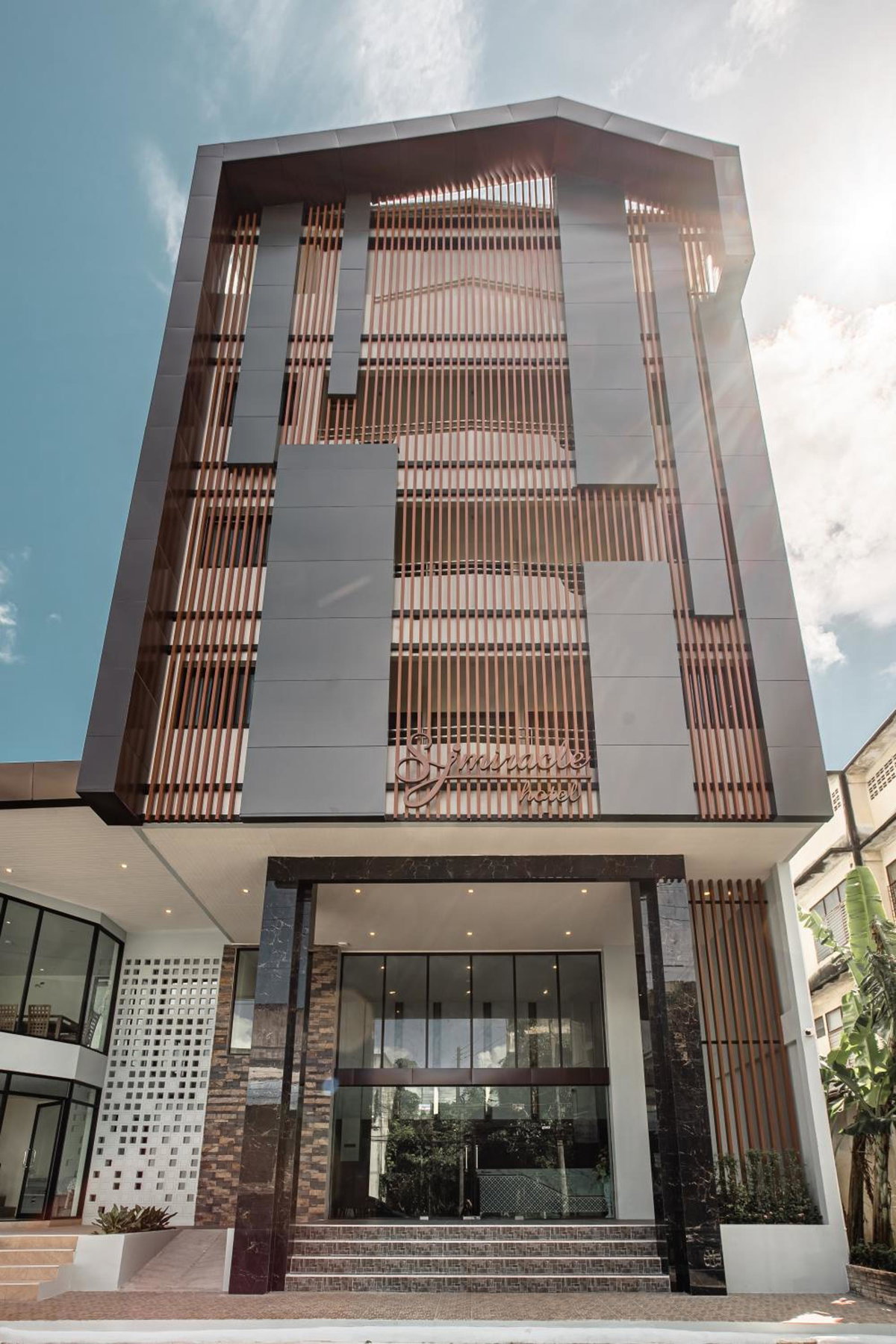 Hotel · SJ Miracle Hotel, Hat Yai