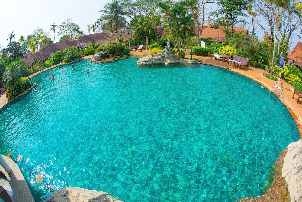 Golden Pine Resort, Thailand
