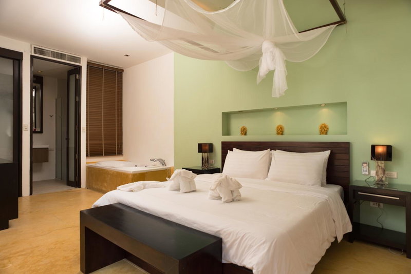 Mandalai Hotel, Chaloklum, Thailand