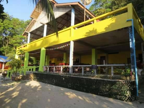 Hotel · Lae Tawan Bungalow, Koh Chang Ranong