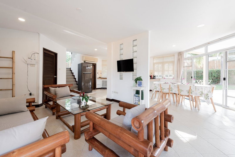 Twin Villas Ao Nang, Ao Nang Beach, Thailand