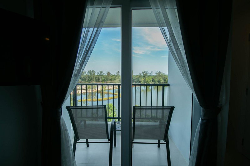 Mantra Beach Condominium Suite 2 - Mae Phim, Ban Tha Fat, Thailand