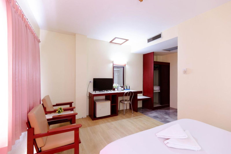 Chumphon Palace Hotel, Chumphon, Thailand