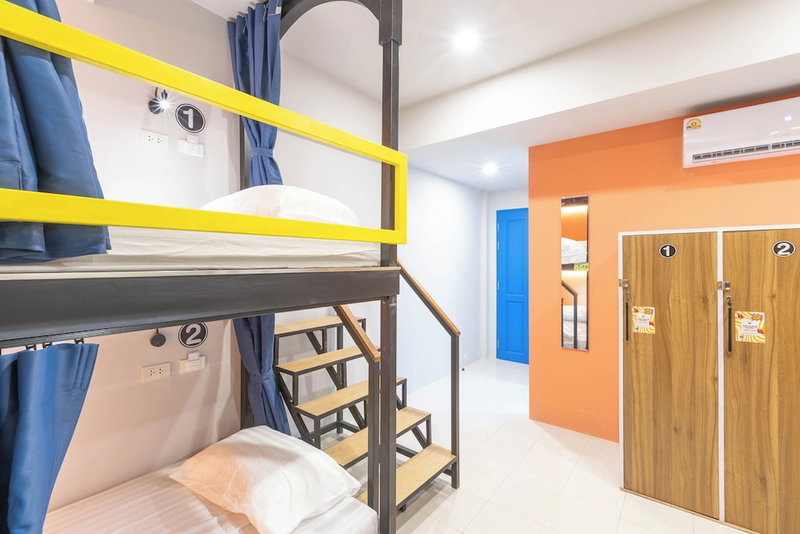 Mellow Poshtel - Kata Beach, Karon, Thailand