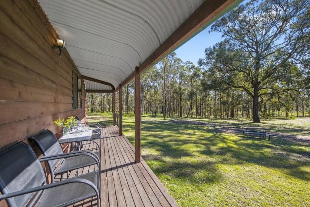 Hotel · Hunter Hideaway Cottages, Rothbury