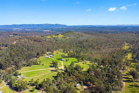 Hunter Hideaway Cottages, Rothbury, Australia