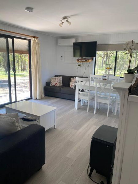 Hunter Hideaway Cottages, Rothbury, Australia