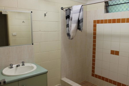 Oasis Inn Apartments, Cairns, Australia