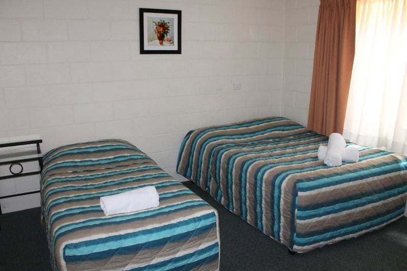 Oasis Inn Apartments, Cairns, Australia