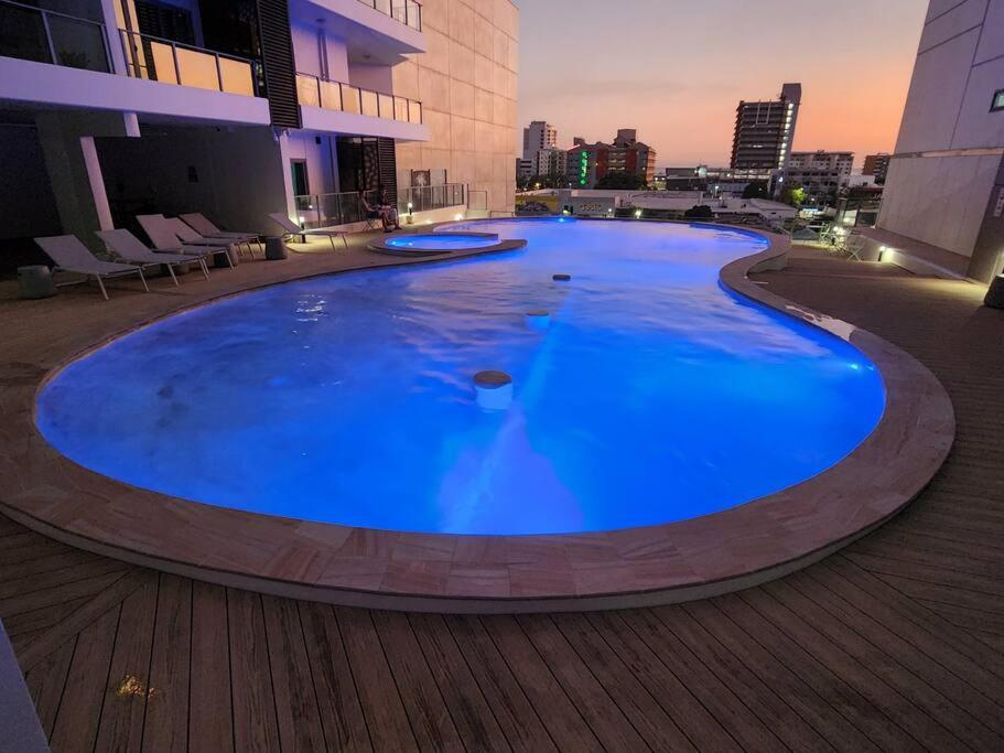 Mantra Pandanas - Private Deluxe Studio Apartment, Australia