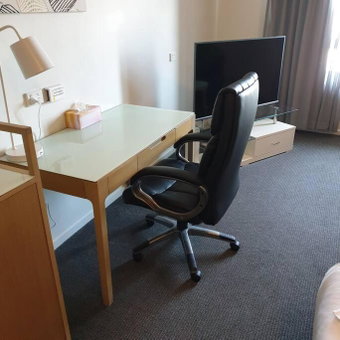 Mantra Pandanas - Private Deluxe Studio Apartment, Darwin, Australia
