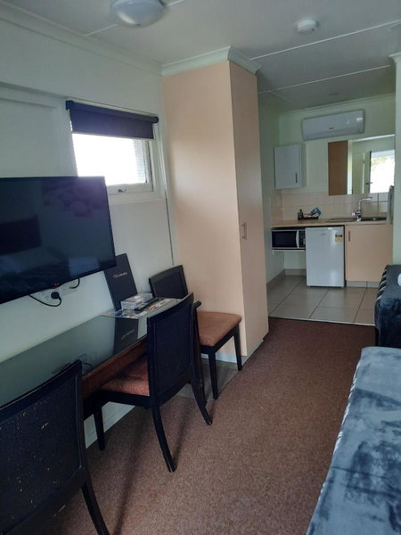 Flying Spur Motel, Toowoomba, Australia