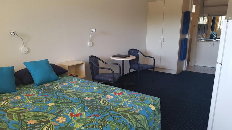 Fourth Avenue Motor Inn, Parkside, Australia