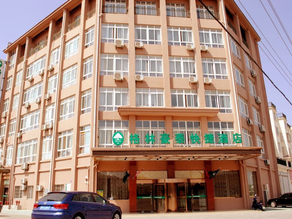GreenTree Inn Taizhou Xinghua Anfeng Runan Garden Express Hotel, China