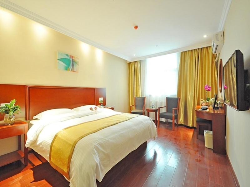 GreenTree Inn Linxi International Convention Center Express Hotel, Linyi, China