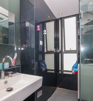 Ellies Apartment Jinzang Branch, Shanghai, China