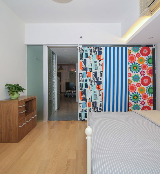 Ellies Apartment Jinzang Branch, Shanghai, China