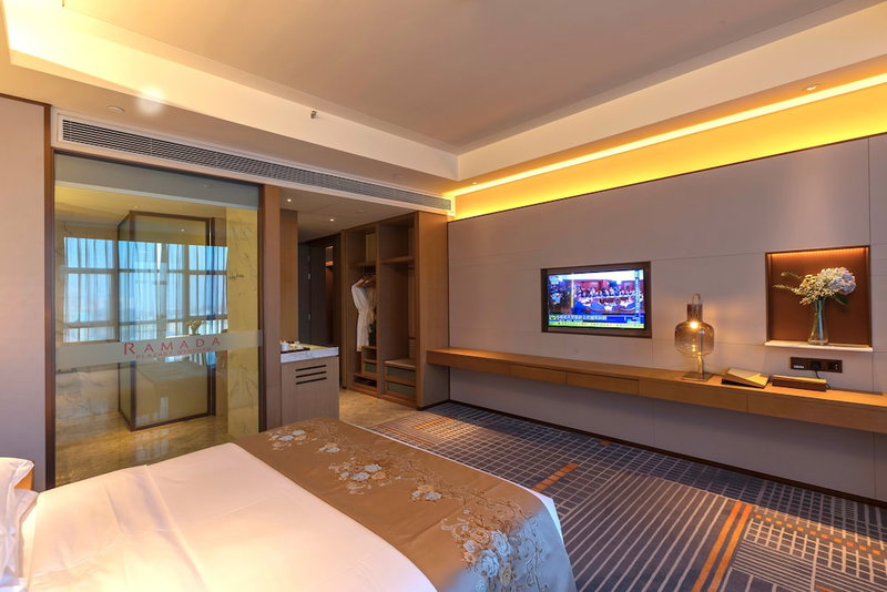 Ramada Plaza by Wyndham Changsha Wangcheng, Changsha, China