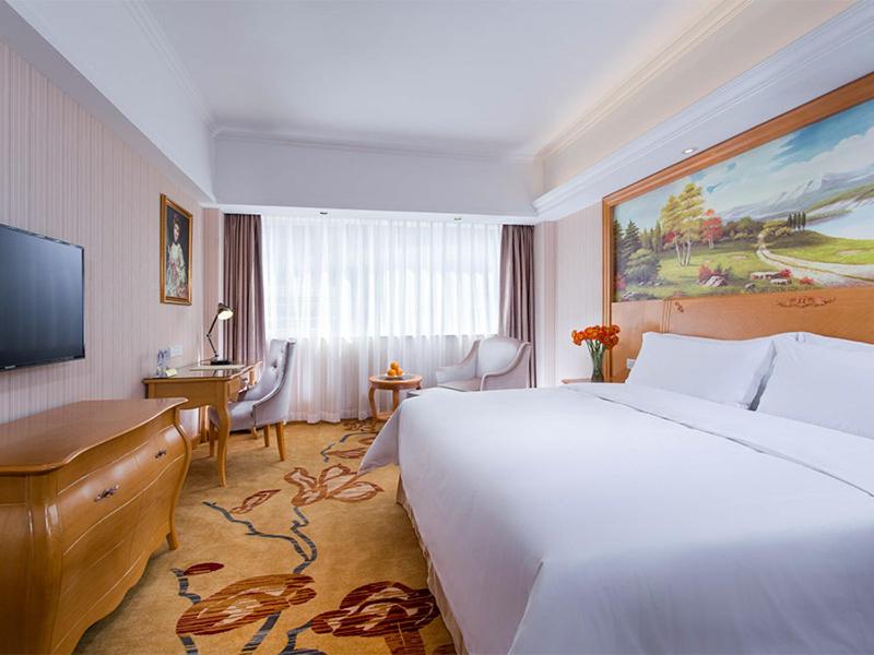 Vienna Hotel Shenzhen Lo Wu Control Point, Shenzhen, China