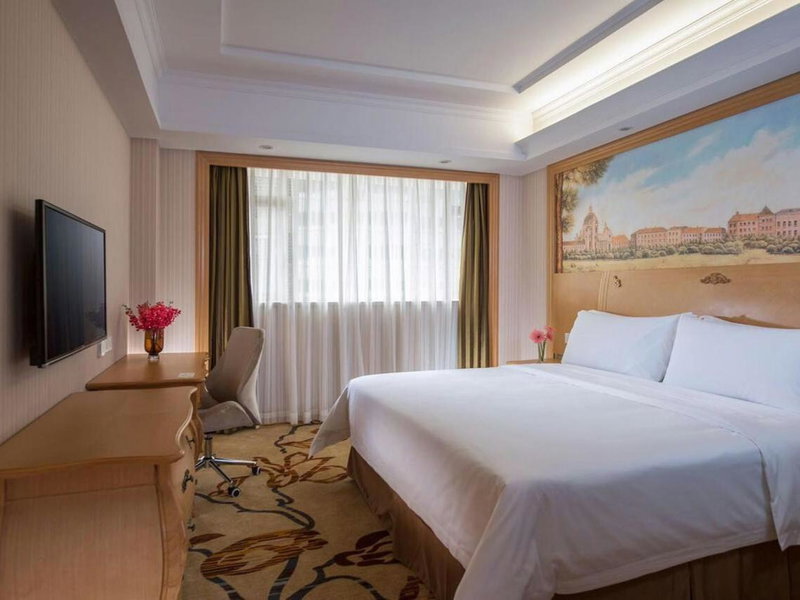 Vienna Hotel Shenzhen Nanshan Yilida, Shenzhen, China