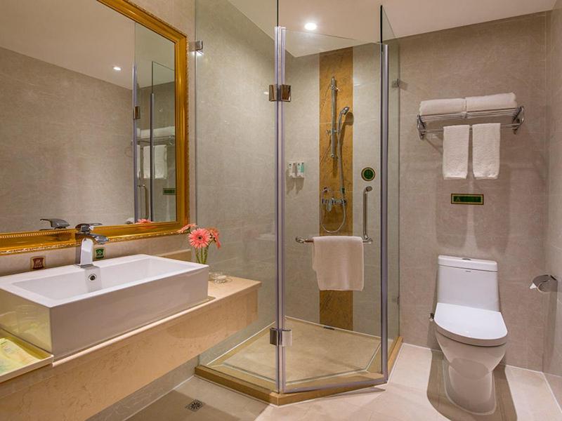 Vienna Hotel Shenzhen Nanshan Yilida, Shenzhen, China