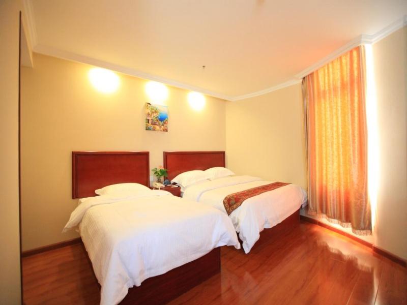 GreenTree Inn Liaoning Dalian Railway Station South Shengli Square Express Hotel, Dalian, China